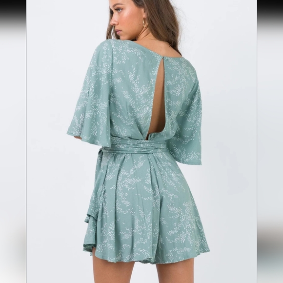 Polly The Louie Romper Sage Size 8 Color Light Gray/White - Picture 4 of 14